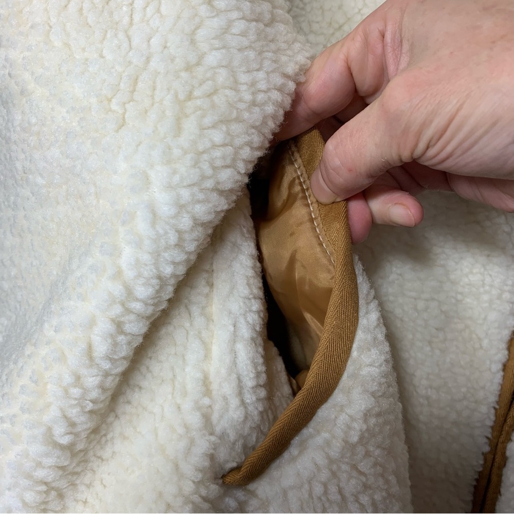Fleece Vest Jacket Sz XL Full Zip Cream Sherpa Style Outdoor Layer Minimalist - Picture 5 of 11